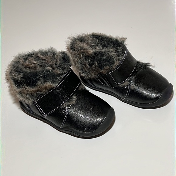 pediped Unisex-Child Boot Crib Shoe black faux fur size 21 - Picture 2 of 8